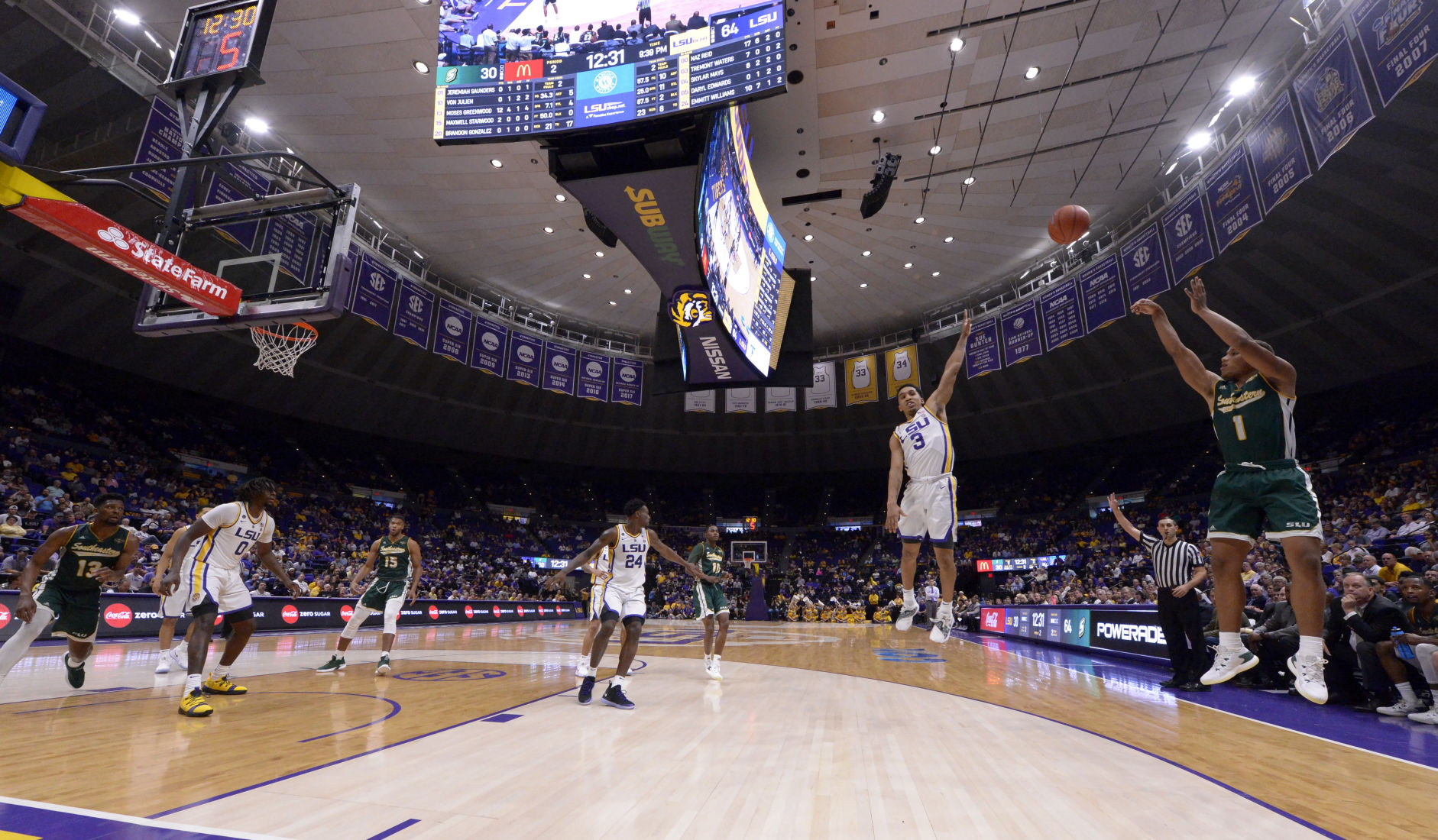 lsumensbasketball.110718_HS_1480